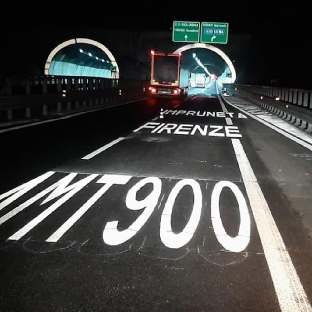 TopAirless-segnaletica-e-sicurezza-stradale-ed-aziendale Segnaletica orizzontale esterna